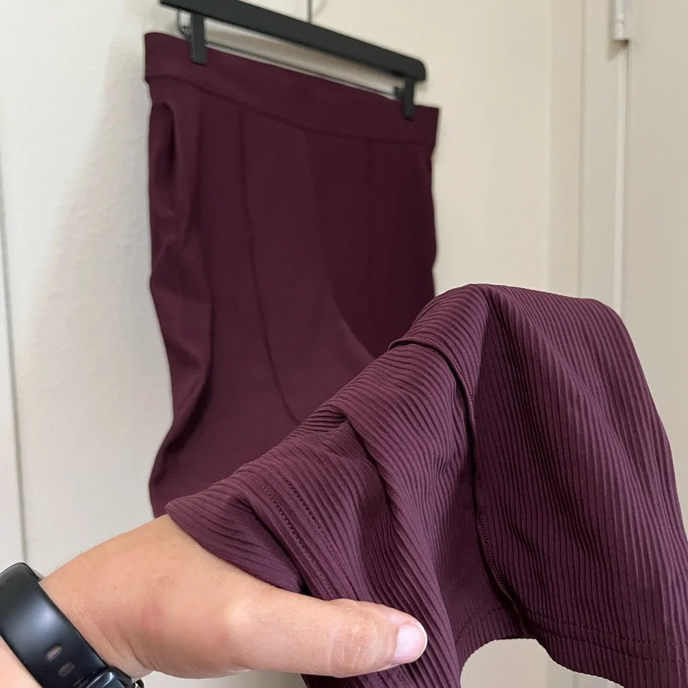 •LULULEMON• Urban Strides Super High-Rise Pant 25